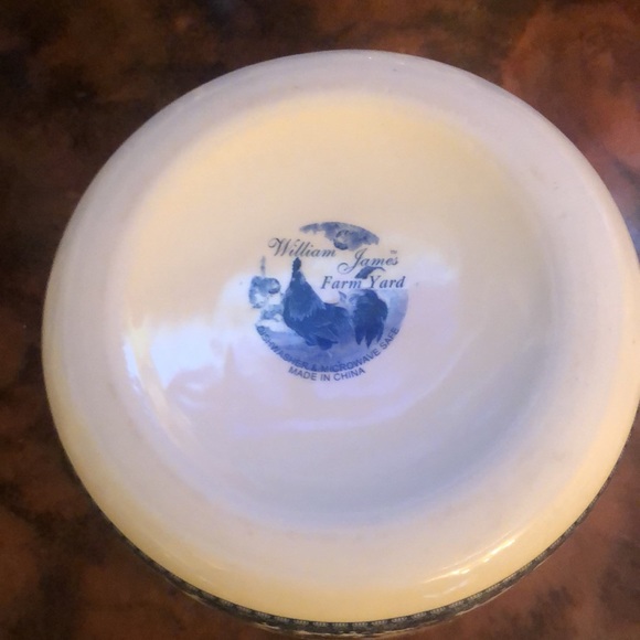 William James Farmyard Canisters - Picture 7 of 7